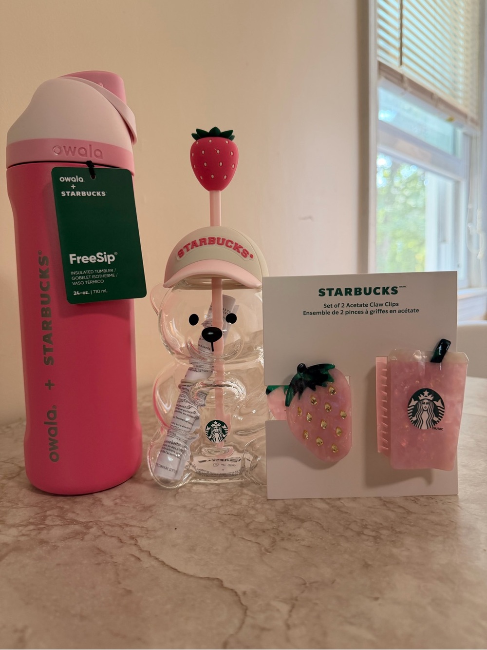 Starbucks x Owala , bearista cup Starbucks with strawberry topper and hair clips